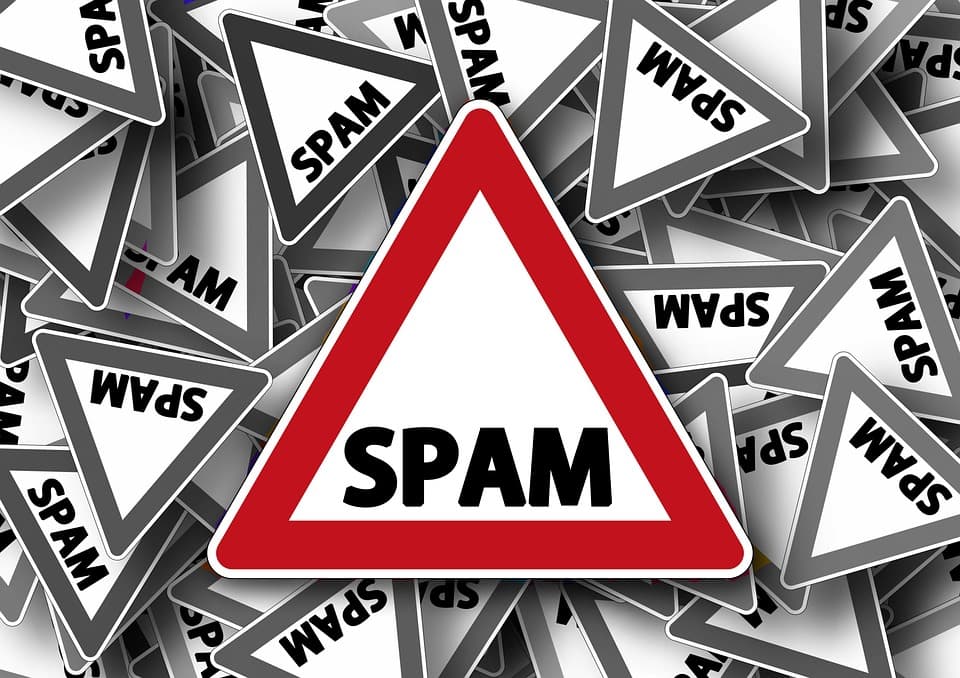 bloccare email da un dominio