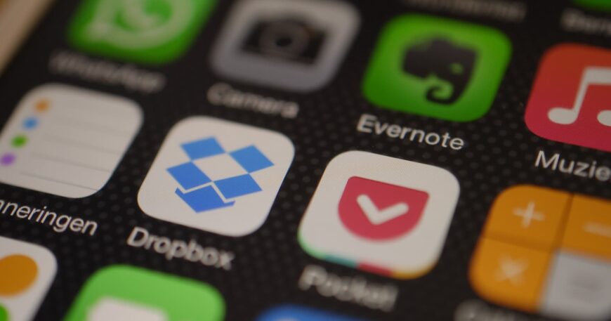 come connettere account dropbox alla email